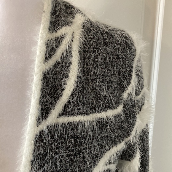 Alfani small open long cardigan black and white - Picture 7 of 14